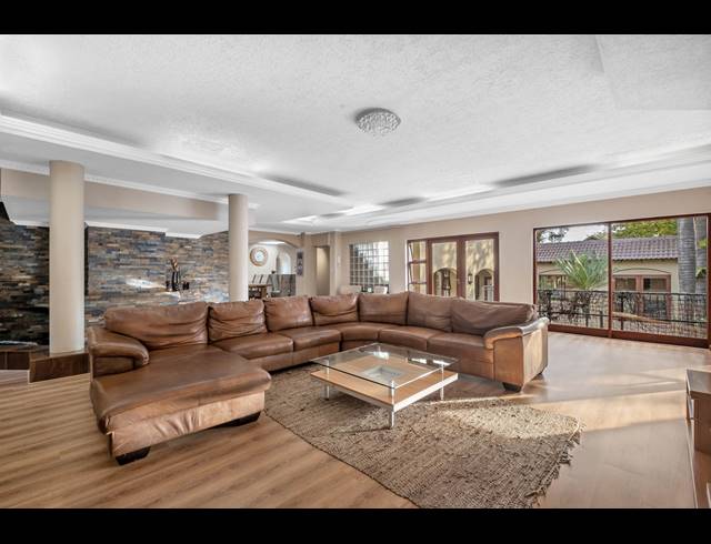 3 BEDROOM HOUSE FOR SALE IN WENDYWOOD